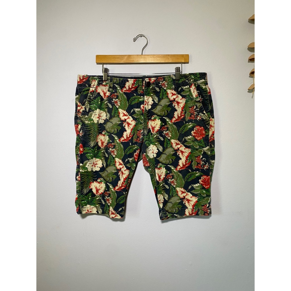 Breakbounce Streetwear Buddy Hug Floral Tropical Chino Shorts Mens 38 Navy Blue